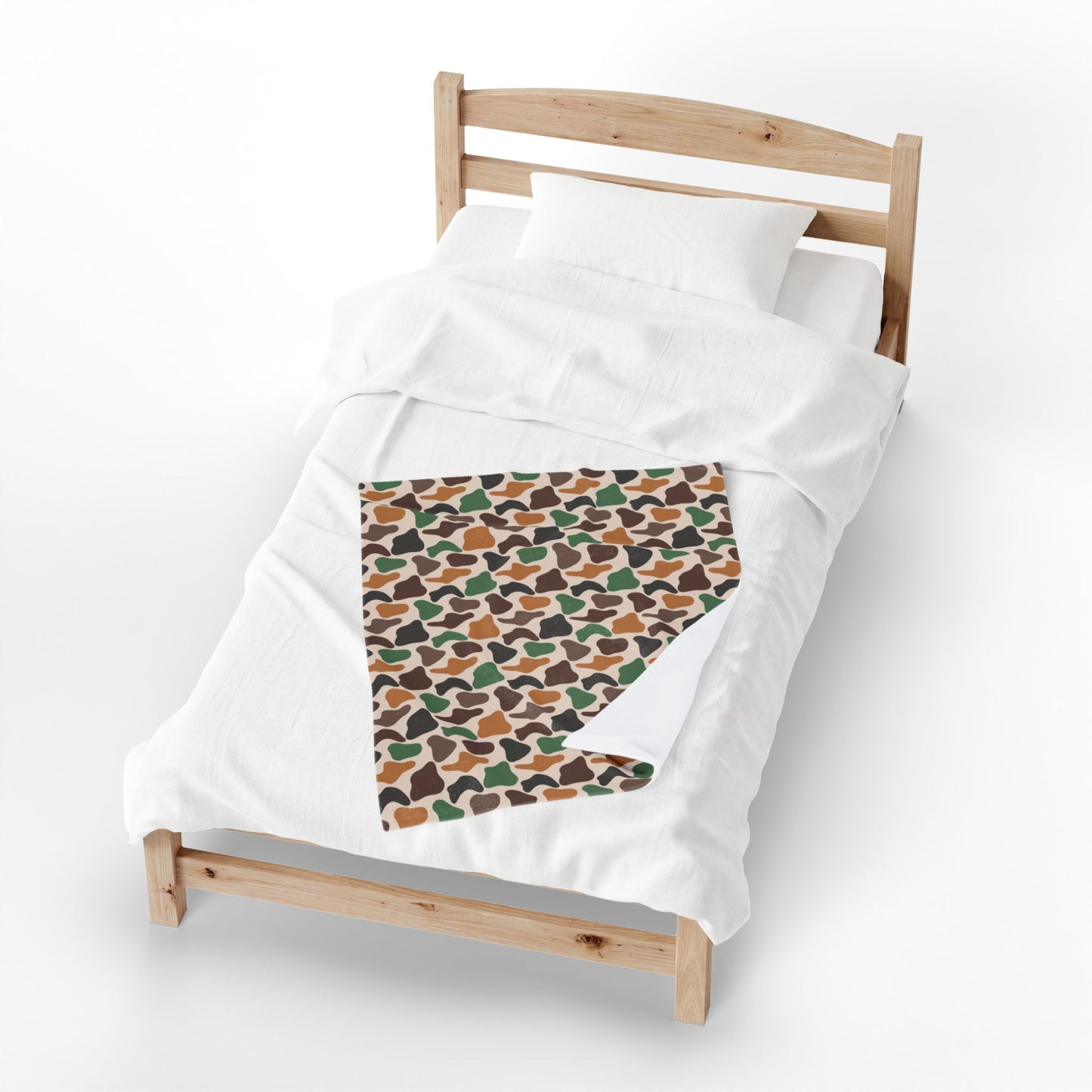 Camouflage Velveteen Plush Blanket - Cozy Fall Camo Throw