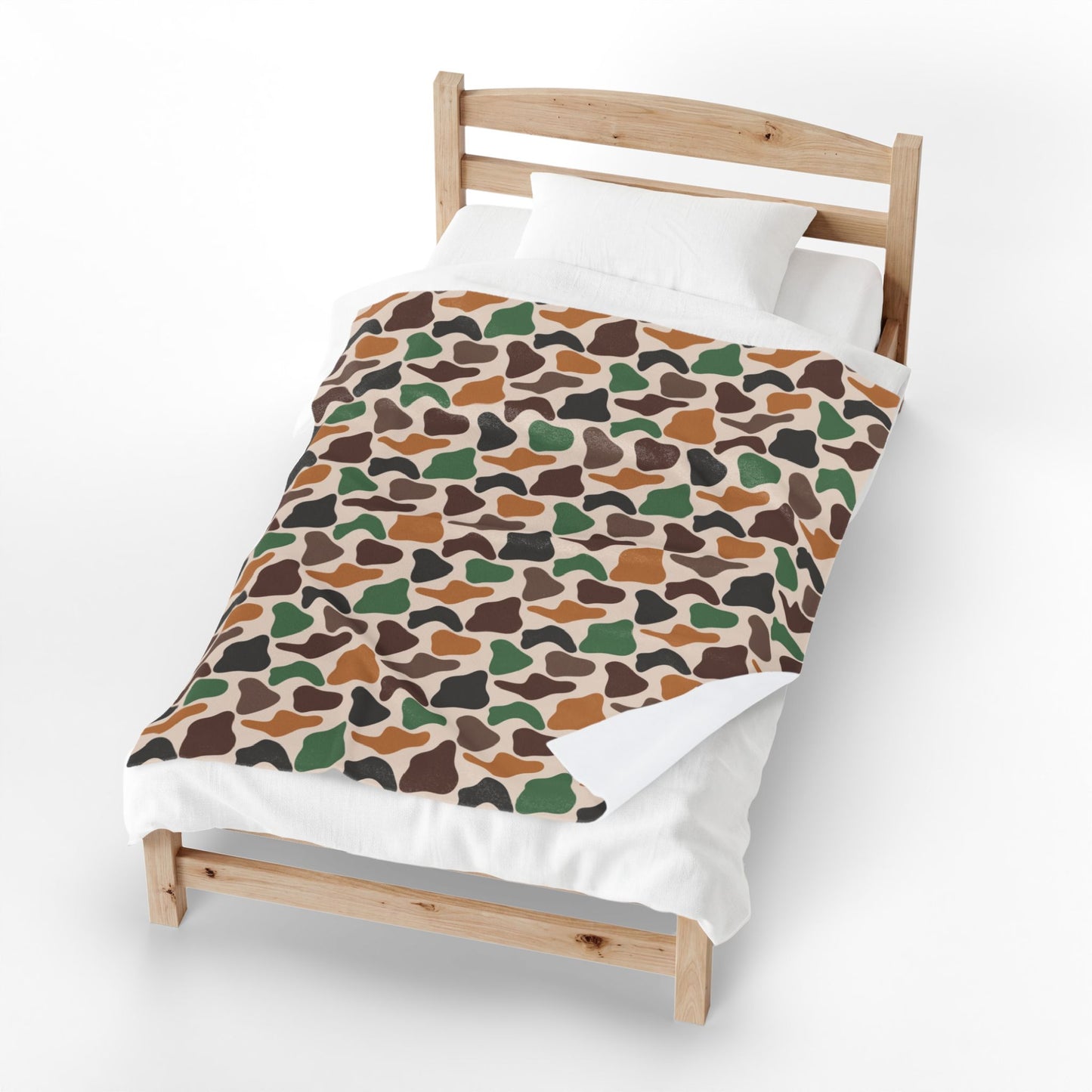 Camouflage Velveteen Plush Blanket - Cozy Fall Camo Throw